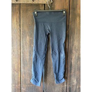 Lululemon crop leggings size 4